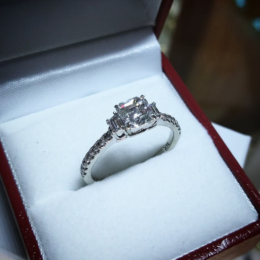 Jeweler «Town Jewelers Inc.», reviews and photos, 3305 Connecticut Ave NW, Washington, DC 20008, USA