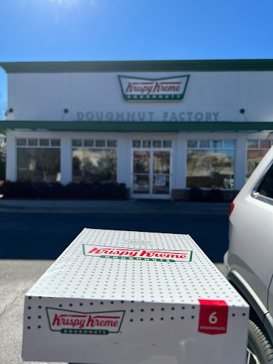 Donut Shop «Krispy Kreme», reviews and photos, 2401 Battleground Ave, Greensboro, NC 27408, USA