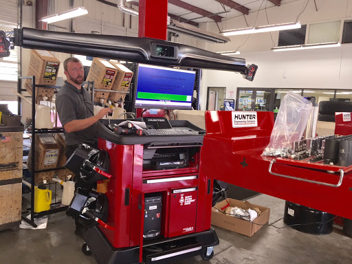 Used Car Dealer «Egolf Hendersonville Used Cars Trucks and City Tire Service», reviews and photos, 1325 Spartanburg Hwy, Hendersonville, NC 28792, USA