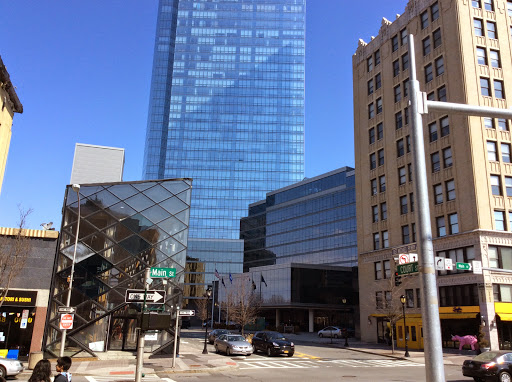 Shopping Mall «White Plains Mall», reviews and photos, 200 Hamilton Ave, White Plains, NY 10601, USA