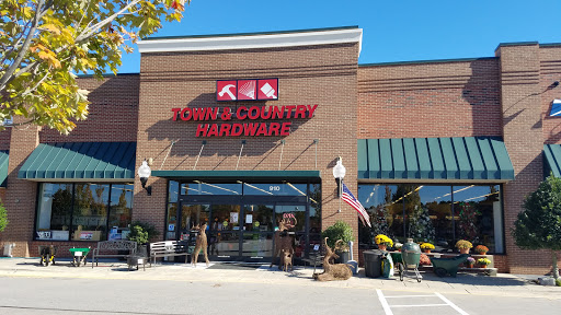 Hardware Store «Town & Country Hardware», reviews and photos, 910 Gateway Commons Cir, Wake Forest, NC 27587, USA