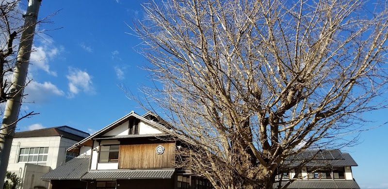 伊予市立下灘小学校