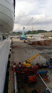 油津港 第10号岸壁