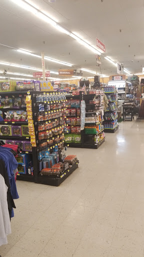 General Store «Big R Farm & Ranch Supply», reviews and photos, 1020 Bonforte Blvd, Pueblo, CO 81001, USA