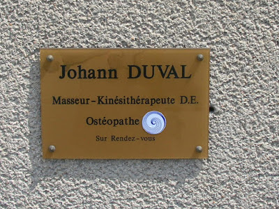 Johann Duval Ostéopathie Réflexologie auriculaire et plantaire thaïe à Fay-aux-Loges