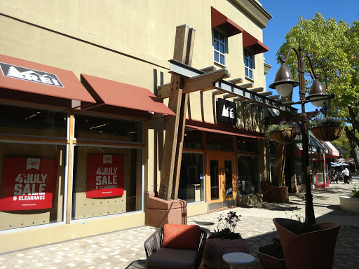 Camping Store «REI», reviews and photos, 213 Corte Madera Town Center, Corte Madera, CA 94925, USA