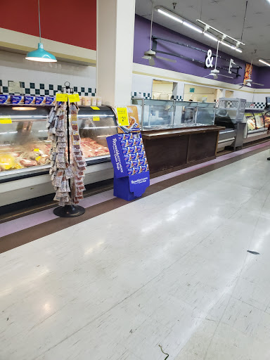 Grocery Store «Bravo Supermarkets», reviews and photos, 7733 W Hillsborough Ave, Tampa, FL 33615, USA