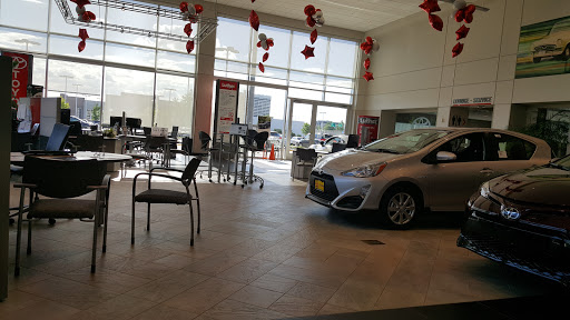 Toyota Dealer «Rudy Luther Toyota», reviews and photos, 8805 Wayzata Blvd, Golden Valley, MN 55426, USA