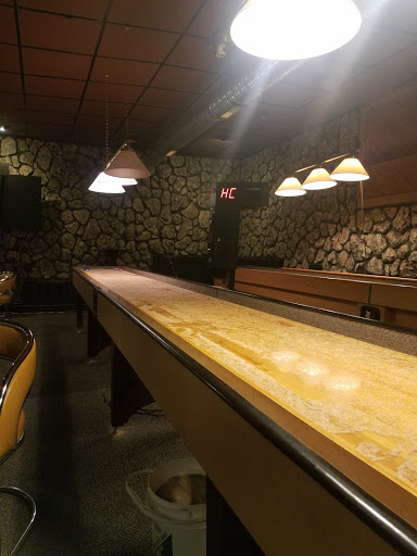 Bowling Alley «Madison Park Family Bowling Center», reviews and photos, 25023 John R Rd, Madison Heights, MI 48071, USA