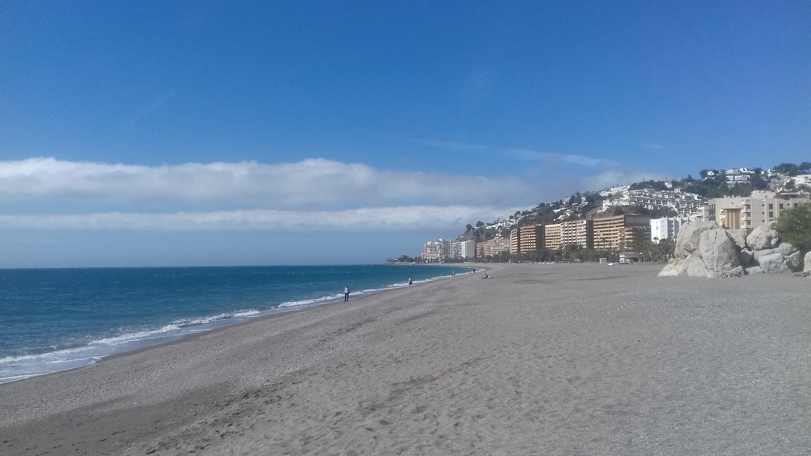 Foto di Playa de Velilla e l'insediamento