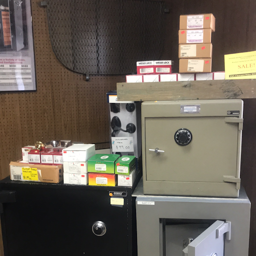 Locksmith «Elgin Key & Lock Co Inc», reviews and photos, 201 N Spring St, Elgin, IL 60120, USA