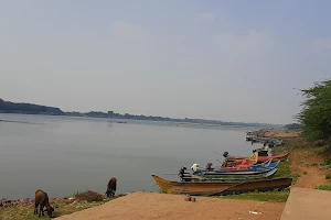 Godavari View Spot,Venkata Nagaram image