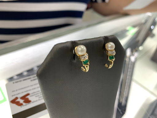 Pawn Shop «Pawn South Inc», reviews and photos, 215 E 2nd St, Lumberton, NC 28358, USA