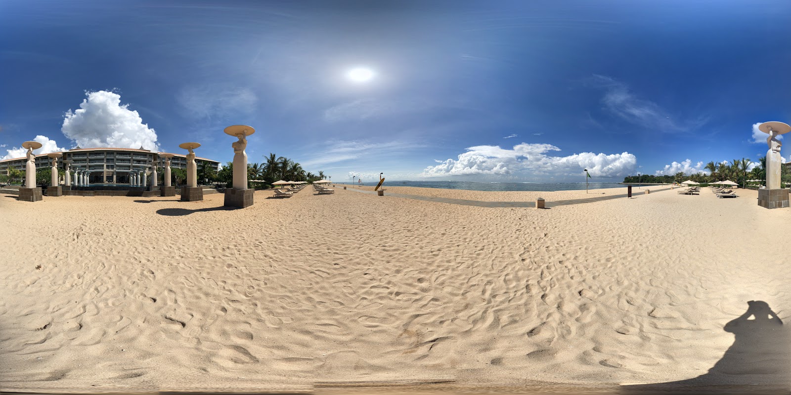 Foto van Nusa Dua Beach met ruim strand
