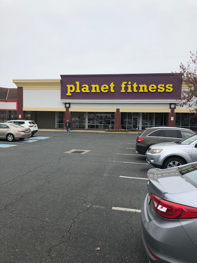Gym «Planet Fitness», reviews and photos, 1257 Jefferson Davis Hwy, Fredericksburg, VA 22401, USA