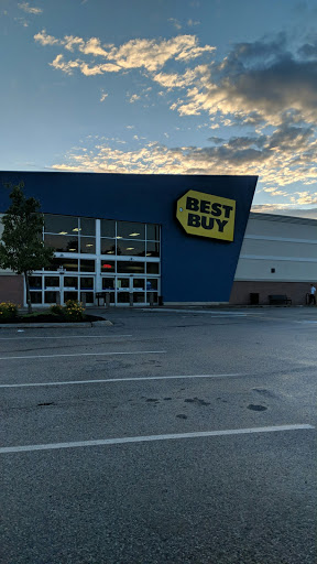Electronics Store «Best Buy», reviews and photos, 14 Crossing Way #4, Augusta, ME 04330, USA
