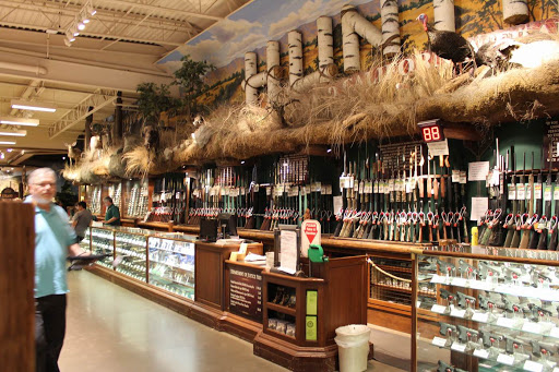 Sporting Goods Store «Bass Pro Shops», reviews and photos, 1356 Bass Pro Dr, Manteca, CA 95337, USA