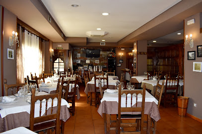 Restaurante Asador Casa Chus - C. Conde Saldaña, 8, 24009 León, Spain