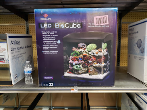 Pet Supply Store «Petco Animal Supplies», reviews and photos, 450 N Rte 17, Paramus, NJ 07652, USA