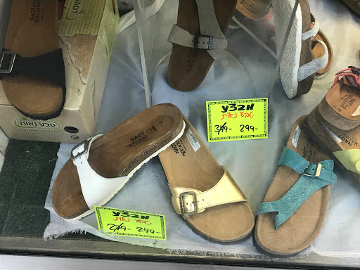 Stores to buy women's sandals Jerusalem