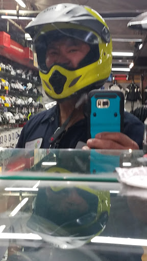 Motorcycle Parts Store «Cycle Gear», reviews and photos, 1500 Harrison St, San Francisco, CA 94103, USA