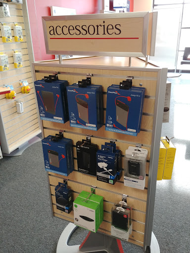 Cell Phone Store «Verizon Authorized Retailer, TCC», reviews and photos, 2164 Randall Rd, Carpentersville, IL 60110, USA