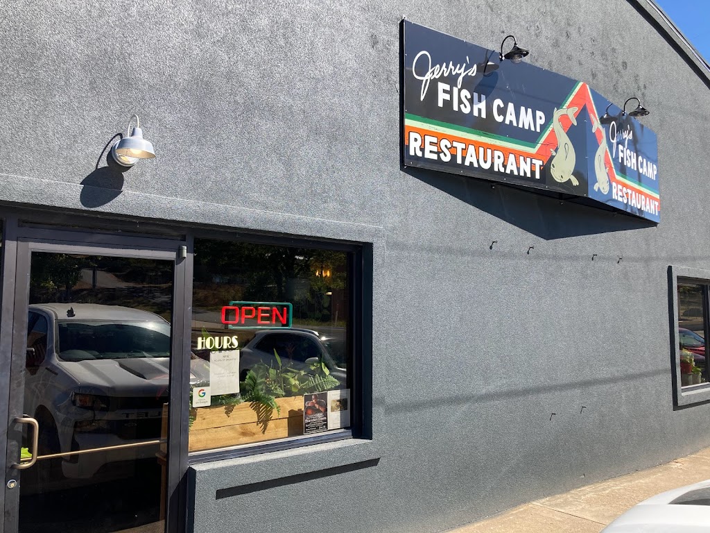 Jerry’s Fish Camp 71953