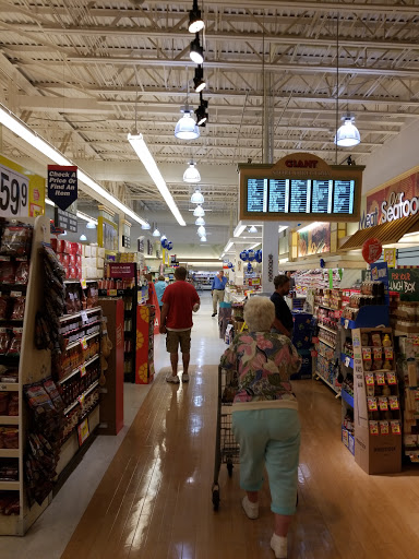 Grocery Store «Giant Food Stores», reviews and photos, 50 Briar Creek Plaza, Berwick, PA 18603, USA
