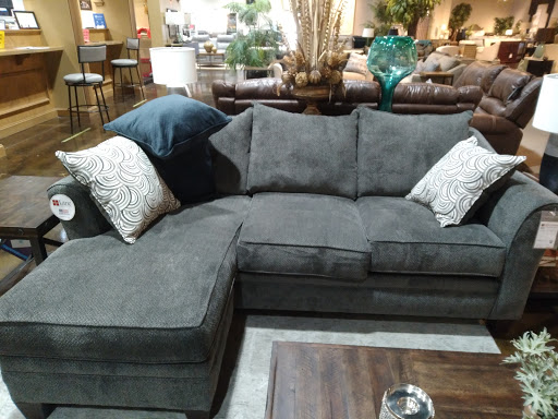 Furniture Store «Jeff Lynch Appliance & TV Ctr», reviews and photos, 17 Roper Mountain Road, Greenville, SC 29607, USA