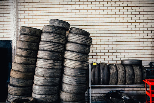 Auto Repair Shop «Logan Square Auto Repair», reviews and photos, 2442 N Milwaukee Ave, Chicago, IL 60647, USA