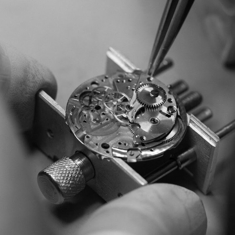 Watch & Jewelry Repair @ Hudson's Bay