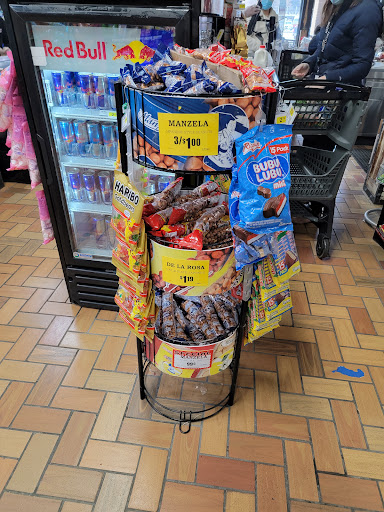 Supermarket «Rio Valley Market Franklin Park», reviews and photos, 2745 Mannheim Rd, Franklin Park, IL 60131, USA