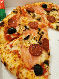 Pizza du Pizzeria L'Olive Noire à Nîmes - n°7