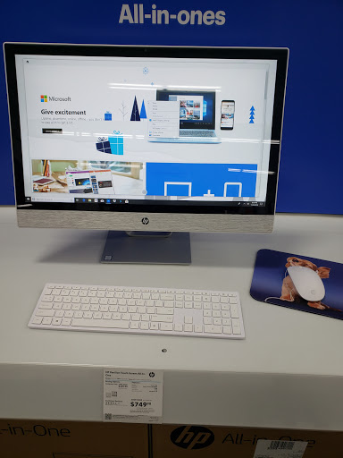 Electronics Store «Best Buy», reviews and photos, 2169 S Telegraph Rd, Bloomfield Hills, MI 48302, USA