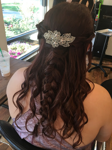 Beauty Salon «Redhead Salon Boutique», reviews and photos, 1512 W White River Blvd, Muncie, IN 47303, USA