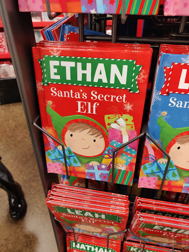 Shopping Mall «Gateway Shopping Center», reviews and photos, 9924 NE Halsey St, Portland, OR 97220, USA