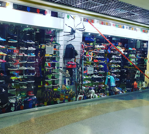 Picture shops in Maracay