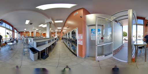 Laundromat «The Laundromat of San Pedro», reviews and photos, 940 S Pacific Ave, San Pedro, CA 90731, USA