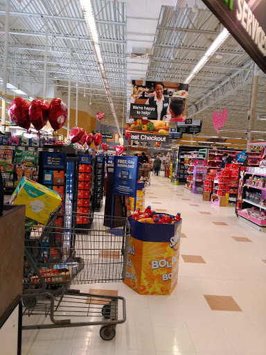 Grocery Store «Kroger», reviews and photos, 2600 Pointe Tremble Rd, Pearl Beach, MI 48001, USA