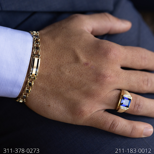 Jeweler «Don Roberto Jewelers», reviews and photos, 173 E Gladstone St, Azusa, CA 91702, USA
