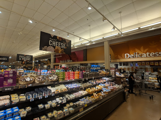 Supermarket «Super Stop & Shop», reviews and photos, 8989 Union Tpke, Glendale, NY 11385, USA