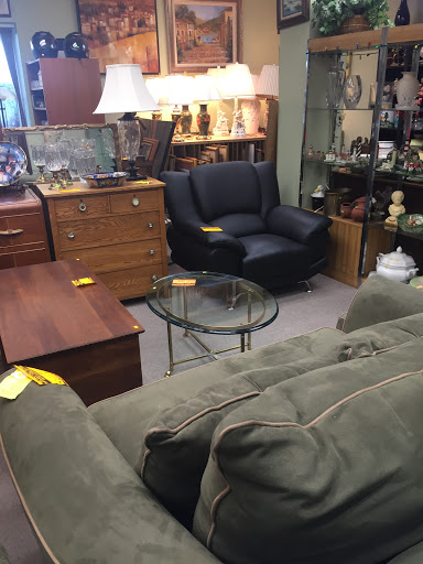 Thrift Store «New Life Thrift, Inc.», reviews and photos, 800 Easton Rd, Glenside, PA 19038, USA