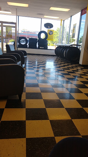 Tire Shop «Tires Plus», reviews and photos, 2103 W Broadway, Council Bluffs, IA 51501, USA