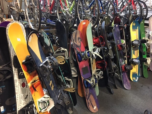 Sporting Goods Store «Play It Again Sports», reviews and photos, 3939 N Ashland Ave, Chicago, IL 60613, USA