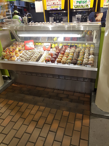 Shopping Mall «Faneuil Hall Marketplace», reviews and photos, 4 S Market St, Boston, MA 02109, USA