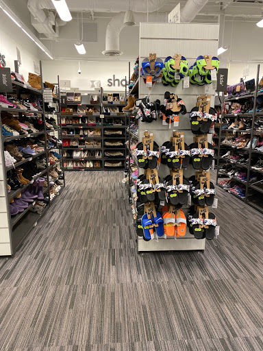 Department Store «Nordstrom Rack Pembroke Mall», reviews and photos, 4588 Virginia Beach Blvd #100, Virginia Beach, VA 23462, USA