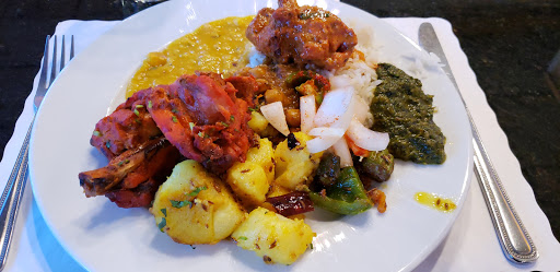 Indian Restaurant «Bombay Bistro», reviews and photos, 3570 Chain Bridge Rd, Fairfax, VA 22030, USA