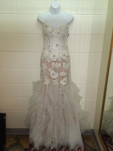 Consignment Shop «Vintage and Vogue», reviews and photos, 7389 State Rd, Parma, OH 44134, USA