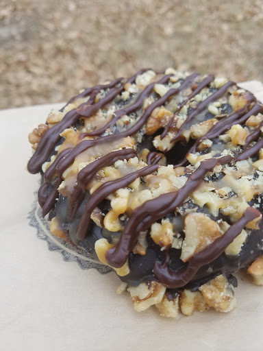 Donut Shop «Vincent Van Doughnut», reviews and photos, 40 N Central Ave, Clayton, MO 63105, USA