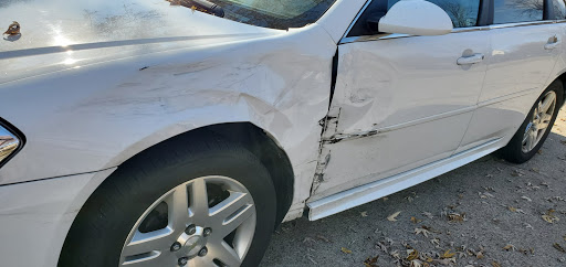 Auto Body Shop «Gerber Collision & Glass», reviews and photos, 25353 Trowbridge St, Dearborn, MI 48124, USA